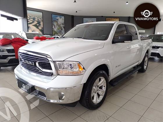 RAM CLASSIC 5.7 V8 GASOLINA LARAMIE CD 4X4 AUTOMÁTICO